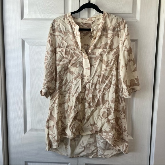 Soft  Surroundings Roselyn Beige & Cream Floral Pockets High Low Top Tunic sz M. - Picture 2 of 6
